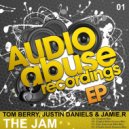 Justin Daniels & Jamie R vs Tom Berry - The Jam
