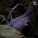Never Alone In A Dark Room - 寿司